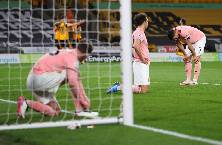 Sheffield Utd v&agrave; Norwich đổi chỗ tại giải Ngoại hạng Anh