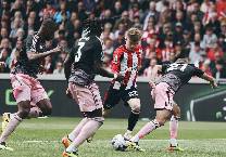 Soi k&egrave;o g&oacute;c Brentford vs Fulham, 21h00 ng&agrave;y 18/5