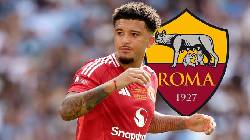 Jadon Sancho từ chối AS Roma, MU l&acirc;m v&agrave;o bế tắc