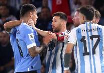 Mbappe c&ocirc;ng nhận Messi vĩ đại hơn Ronaldo