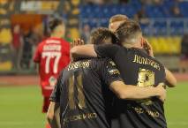 Nhận định, soi k&egrave;o Yenisey Krasnoyarsk vs Arsenal Tula, 14h00 ng&agrave;y 19/11