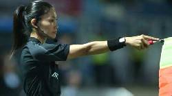 Tiết lộ về trọng t&agrave;i người L&agrave;o &lsquo;cướp b&agrave;n thắng&rsquo; của tuyển nữ Việt Nam