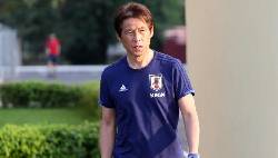 HLV Nishino c&oacute; thể từ chức huấn luyện vi&ecirc;n trưởng ĐTQG Th&aacute;i Lan