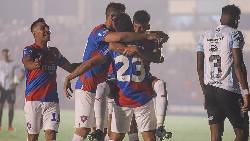 Soi k&egrave;o phạt g&oacute;c Curico Unido vs Cerro Porteno, 7h ng&agrave;y 22/2