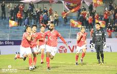 Hồng Lĩnh H&agrave; Tĩnh tự tin phong tỏa 5 cầu thủ HAGL