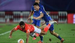 Ph&acirc;n t&iacute;ch k&egrave;o hiệp 1 Guangzhou vs Chongqing Lifan, 21h ng&agrave;y 21/6