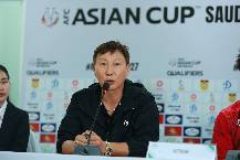 HLV Kim Sang Sik: &lsquo;Tuyển Việt Nam cần cải thiện nhiều&rsquo;