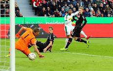 Nhận định, soi k&egrave;o Monchengladbach vs Augsburg, 23h30 ng&agrave;y 21/1