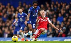 Chelsea v&agrave; Arsenal đối đầu nảy lửa v&igrave; s&aacute;t thủ sống v&igrave; 'đỏ đen'