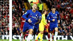 Eden Hazard bất ngờ b&aacute;o 'hung tin' cho ... Liverpool