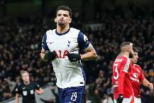 Son Heung Min đ&aacute; phạt g&oacute;c th&agrave;nh b&agrave;n, Tottenham thắng nghẹt thở MU