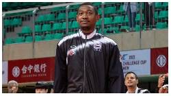 Tuyển thủ b&oacute;ng chuyền Th&aacute;i Lan bỏ đội tuyển v&igrave; bức x&uacute;c chuyện tiền thưởng SEA Games