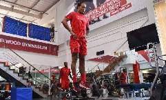 Tiết lộ t&igrave;nh trạng hiện tại của Van Dijk