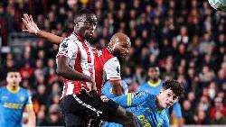 Si&ecirc;u m&aacute;y t&iacute;nh dự đo&aacute;n Leeds vs Brentford, 3h ng&agrave;y 22/3