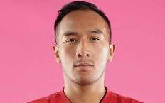 Hậu vệ Việt kiều rời Việt Nam về thử sức tại ch&acirc;u &Acirc;u