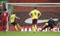 HLV Jurgen Klopp n&oacute;i g&igrave; khi Liverpool k&eacute;m MU 6 điểm?