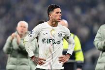 HLV Rosenior thất vọng khi Chelsea tự bắn v&agrave;o ch&acirc;n khi đua tranh với MU