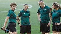 EURO 2021 lần đầu ti&ecirc;n d&ugrave;ng trọng t&agrave;i nữ