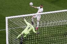 Kết quả b&oacute;ng đ&aacute; h&ocirc;m nay 22/4: Real Madrid l&ecirc;n đỉnh, Tottenham lội ngược d&ograve;ng