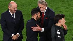 HLV Amorim sẵn s&agrave;ng ra đi, MU chốt tương lai