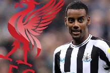 HLV Arne Slot n&ecirc;u ba điều kiện để Liverpool ho&agrave;n tất thương vụ Alexander Isak