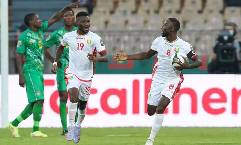 Soi k&egrave;o phạt g&oacute;c Guinea vs Gambia, 23h ng&agrave;y 24/1