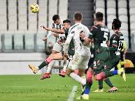 Ronaldo lập th&agrave;nh t&iacute;ch hiếm c&oacute; trong lịch sử b&oacute;ng đ&aacute; ch&acirc;u &Acirc;u