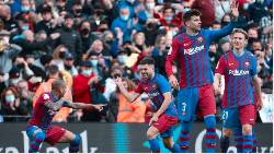 Ti&ecirc;n tri đại b&agrave;ng dự đo&aacute;n Napoli vs Barcelona, 3h ng&agrave;y 25/2