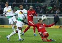 Soi k&egrave;o phạt g&oacute;c Mainz vs Gladbach, 2h30 ng&agrave;y 25/2