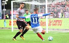 Ph&acirc;n t&iacute;ch k&egrave;o hiệp 1 Holstein Kiel vs Kaiserslautern, 18h ng&agrave;y 23/7