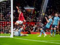 Ph&acirc;n t&iacute;ch tỷ lệ k&egrave;o hiệp 1 Burnley vs MU, 2h00 ng&agrave;y 24/9		