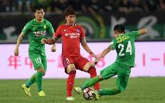 Soi k&egrave;o phạt g&oacute;c Shanghai Shenhua vs Beijing Guoan, 18h ng&agrave;y 25/11