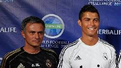 Mourinho sẵn s&agrave;ng t&aacute;i hợp Ronaldo