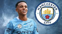 Tin chuyển nhượng 24/3: Man City sắp c&oacute; 'tiểu Neymar'