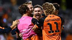 Soi k&egrave;o phạt g&oacute;c Brisbane Roar vs Sydney, 16h00 ng&agrave;y 24/4