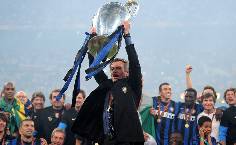 Jose Mourinho trở th&agrave;nh HLV xuất sắc nhất thế kỷ 21