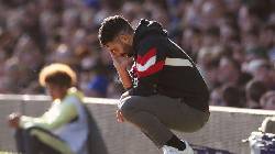 HLV Amorim l&ecirc;n tiếng khi h&agrave;ng trăm nh&acirc;n vi&ecirc;n ở MU mất việc