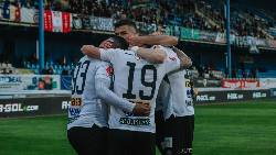 Nhận định, soi k&egrave;o Universitatea Cluj vs UTA Arad, 23h00 ng&agrave;y 27/4