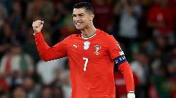 Ronaldo tho&aacute;t &aacute;n treo gi&ograve; ở World Cup 2026