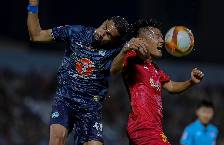 HAGL h&ograve;a vất vả Kh&aacute;nh H&ograve;a trong ng&agrave;y B&ugrave;i Tiến Dũng bắt ch&iacute;nh