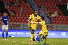 Bảng xếp hạng V.League 2021 mới nhất tối 27/4: Nam Định v&uacute;t v&agrave;o top 3