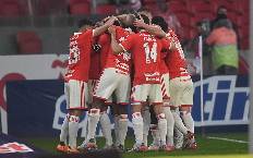 Soi k&egrave;o phạt g&oacute;c Colo Colo vs Internacional, 7h30 ng&agrave;y 29/6