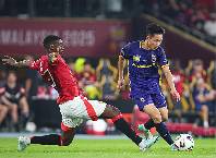 Bất lực to&agrave;n tập, MU chịu thua C&aacute;c ng&ocirc;i sao Đ&ocirc;ng Nam &Aacute;