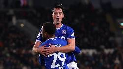 K&egrave;o v&agrave;ng b&oacute;ng đ&aacute; Oxford United vs Ipswich Town, 03h00 ng&agrave;y 29/11: Kh&aacute;ch đ&aacute;ng tin