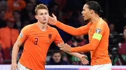 De Ligt cập nhật t&igrave;nh h&igrave;nh sức khỏe Virgil van Dijk