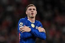 Mất niềm tin với Chelsea, Cole Palmer muốn đ&agrave;o tẩu sang MU