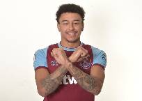 HLV Solskjaer giải th&iacute;ch l&yacute; do đẩy Lingard đến West Ham