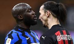 Su&yacute;t &lsquo;đi đường quyền&rsquo; với nhau, Lukaku v&agrave; Ibra nhận &aacute;n phạt