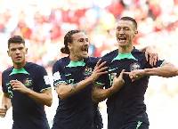 Đội h&igrave;nh ra s&acirc;n ch&iacute;nh thức &Uacute;c vs Đan Mạch, 22h ng&agrave;y 30/11