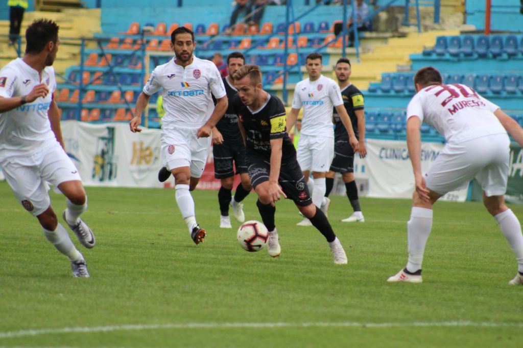 Viitorul Constanta vs Dinamo Bucuresti, 00h00 ng&agrave;y 3/7: Tượng đ&agrave;i sụp đổ